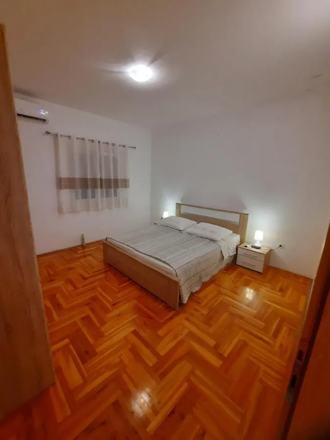 Apartment Duje & Dragana Plano Croatia