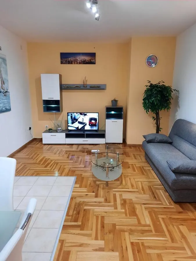 Apartment Duje & Dragana Plano